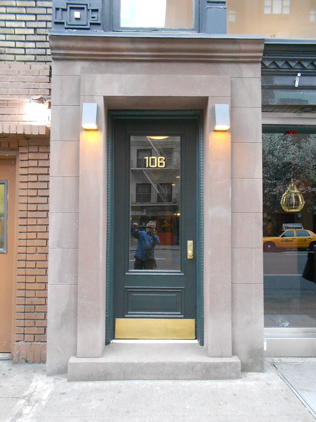 Building Photo- entrance - 106 Lexington Ave