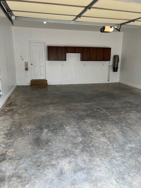 Building Photo - 393 Hays Blvd
