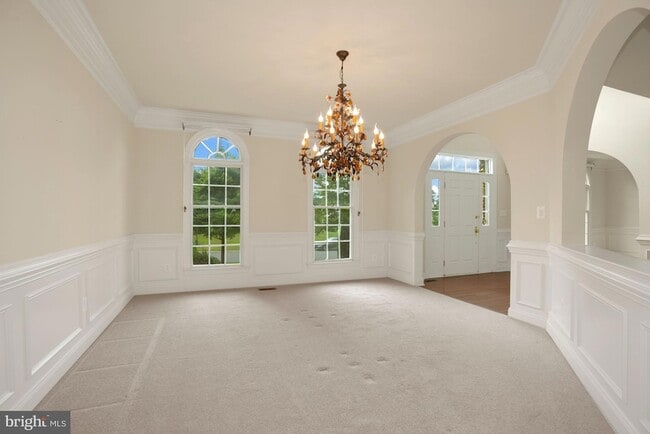 Building Photo - 23353 Lennoxville Way