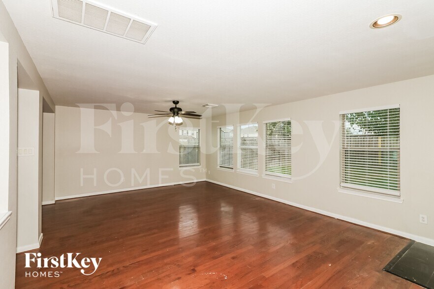 Building Photo - 20539 Cypress Gully Dr