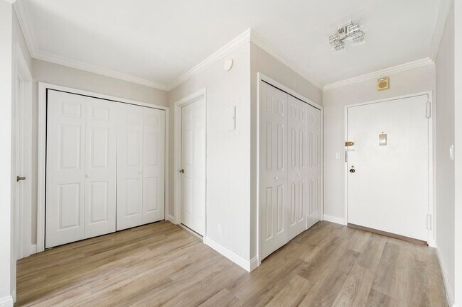 Building Photo - 7855 JFK Blvd E