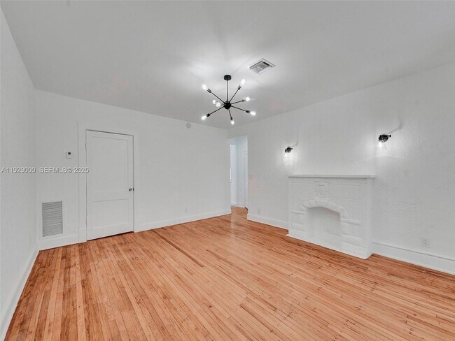 Building Photo - 1656 Polk St