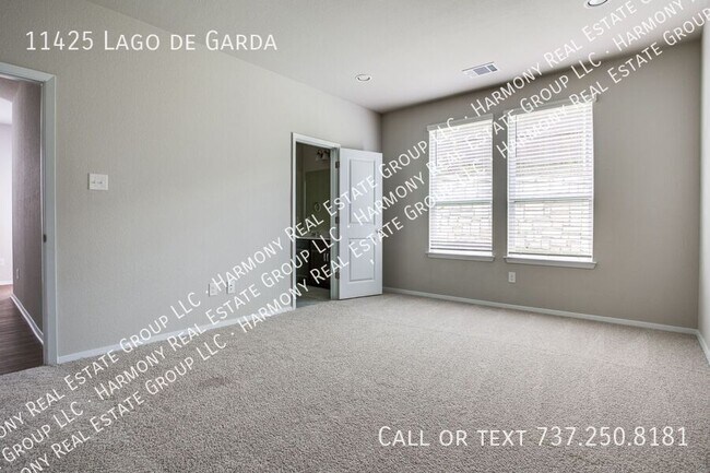 Building Photo - 11425 Lago de Garda Dr