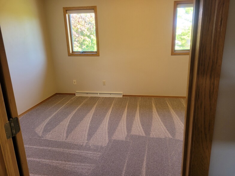 Building Photo - 74 Brighton Cir