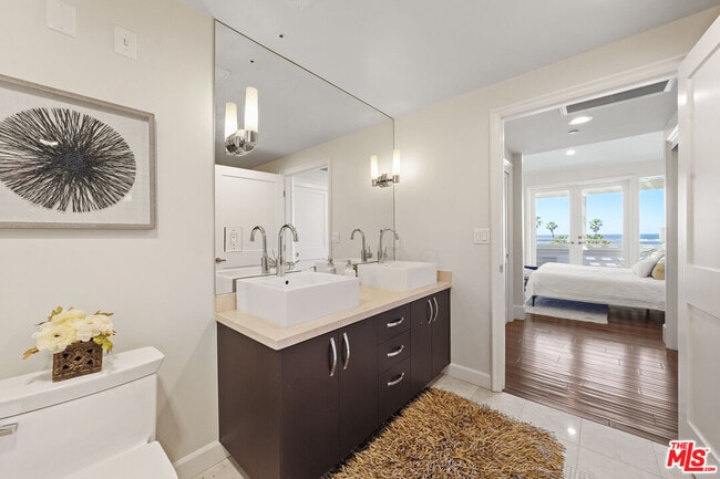 Building Photo - 1751 Appian Wy