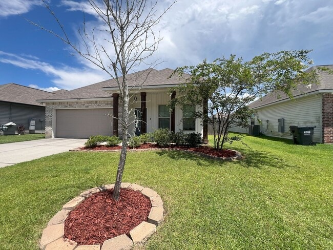 Building Photo - Charming 4 Bedroom, 2 bath Home in Gonzale...