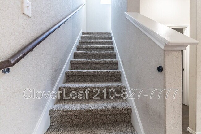 Building Photo - 2450 Dry Moss Way