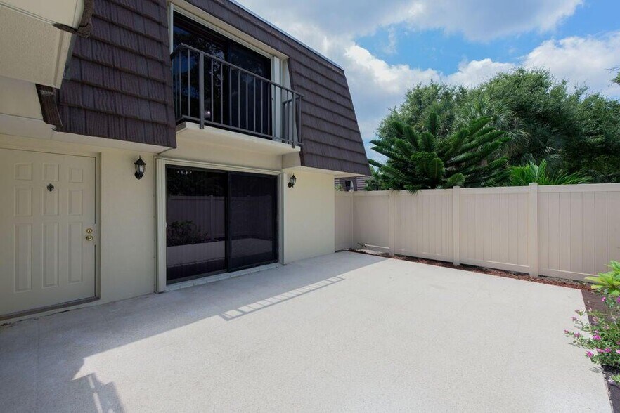 Building Photo - 7424 74th Way
