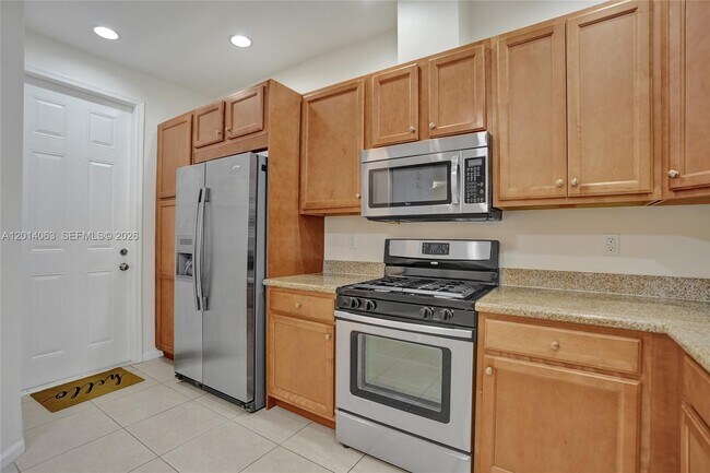 Building Photo - 12471 NW 32nd Manor