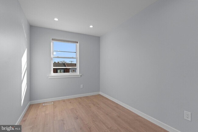Building Photo - 3586 Dows Rd