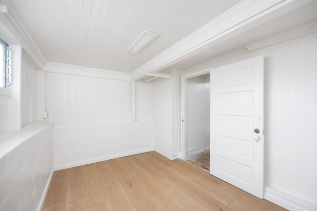 Building Photo - Newly Renovated Waialua Home on 1 Acre w/ Mountain Views – Pets Welcome