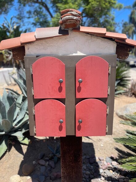Building Photo - 1818 Granada Ave