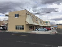 Building Photo - 476 Sunshine Ln