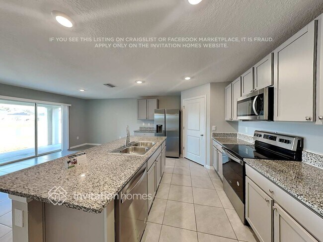 Building Photo - 4116 Silver Strand Trl