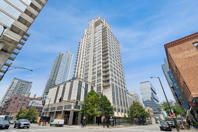 Primary Photo - 200 W Grand Ave