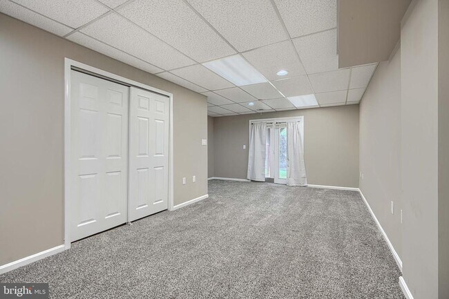 Building Photo - 2332 Darby Ct