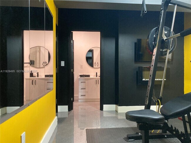 Building Photo - 7524 Mutiny Ave