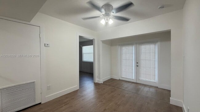 Building Photo - 2580 NW 62nd Ave