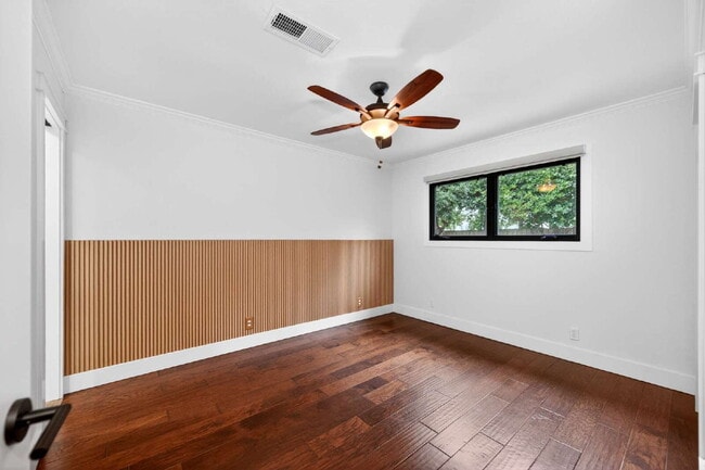 Building Photo - Not your average Davis rental.