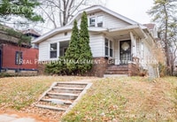 Building Photo - 2330 E Johnson St
