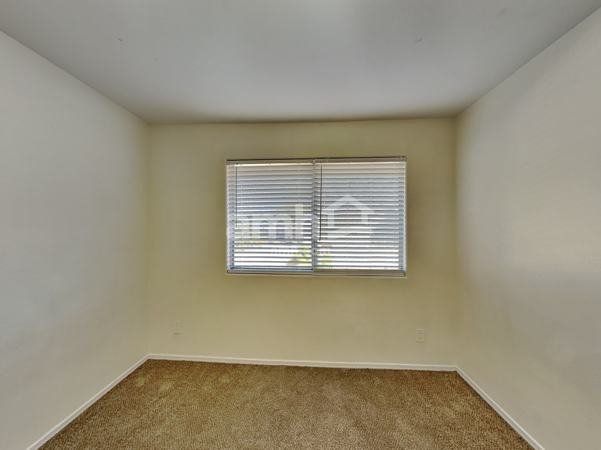 Building Photo - 4229 N Ranier