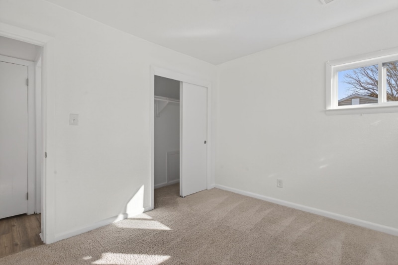 Building Photo - 1013 Sherry Ave