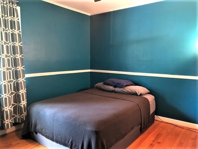 Building Photo - Updated Broadmoor Home!!