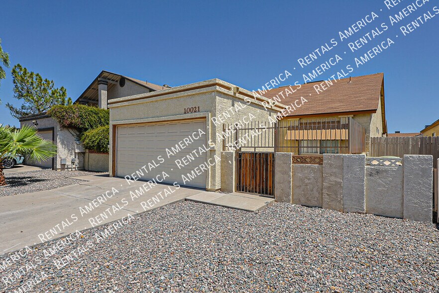 Building Photo - 10021 N 66th Ave