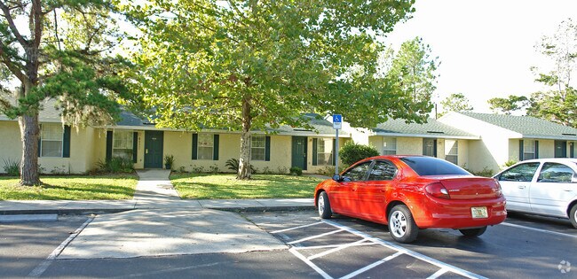 Building Photo - Pelican Bay Apartments