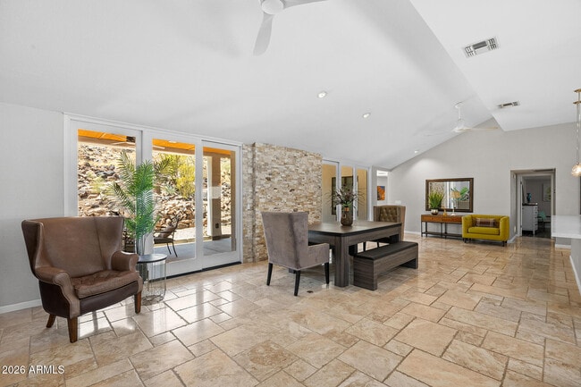 Building Photo - 14436 N Coral Gables Dr