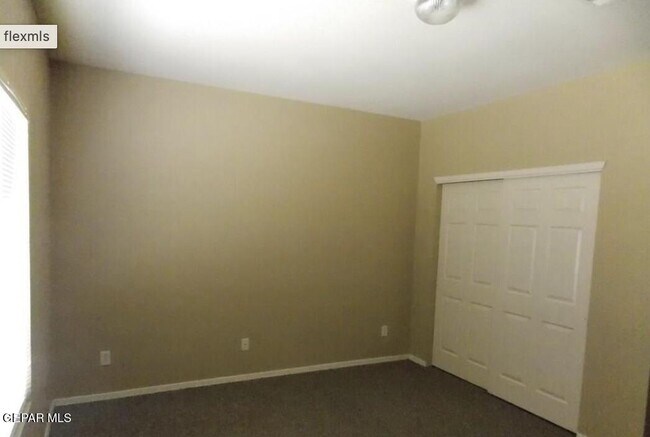 Building Photo - 4212 Titanic Ave