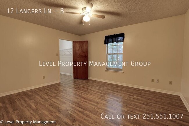 Building Photo - 12 Lancers Ln