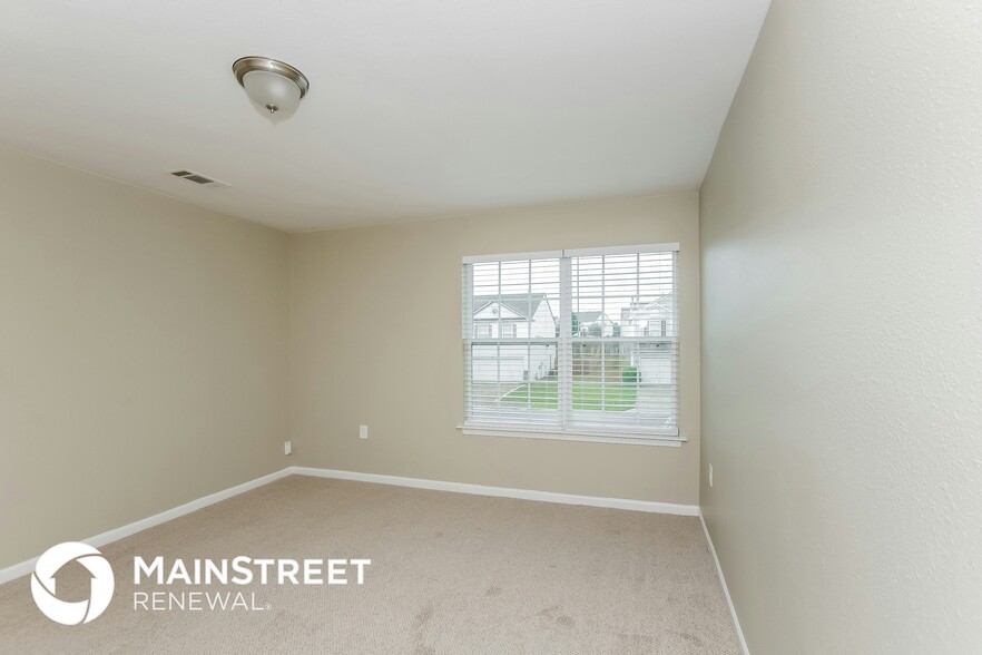 Building Photo - 4537 Oakburn Drive