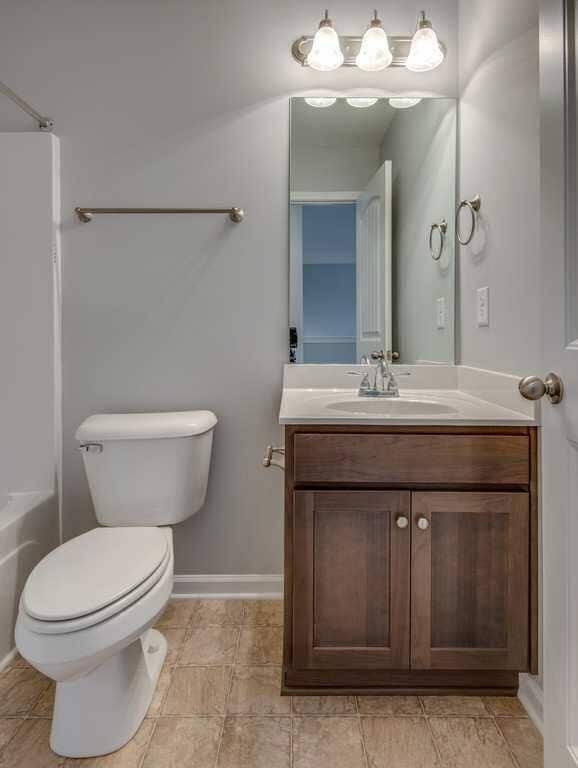 Building Photo - COMING SOON!   Fairview Station Charmer!  Perfectly comfortable 4/2.5 family home close to Westwo...