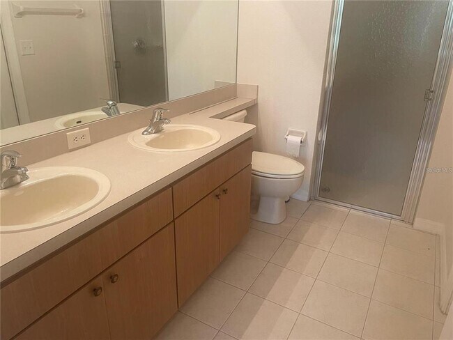 Building Photo - 12353 Gallant Ct