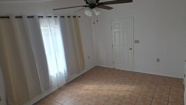 Building Photo - HOME FOR RENT IN ANTHONY TEXAS