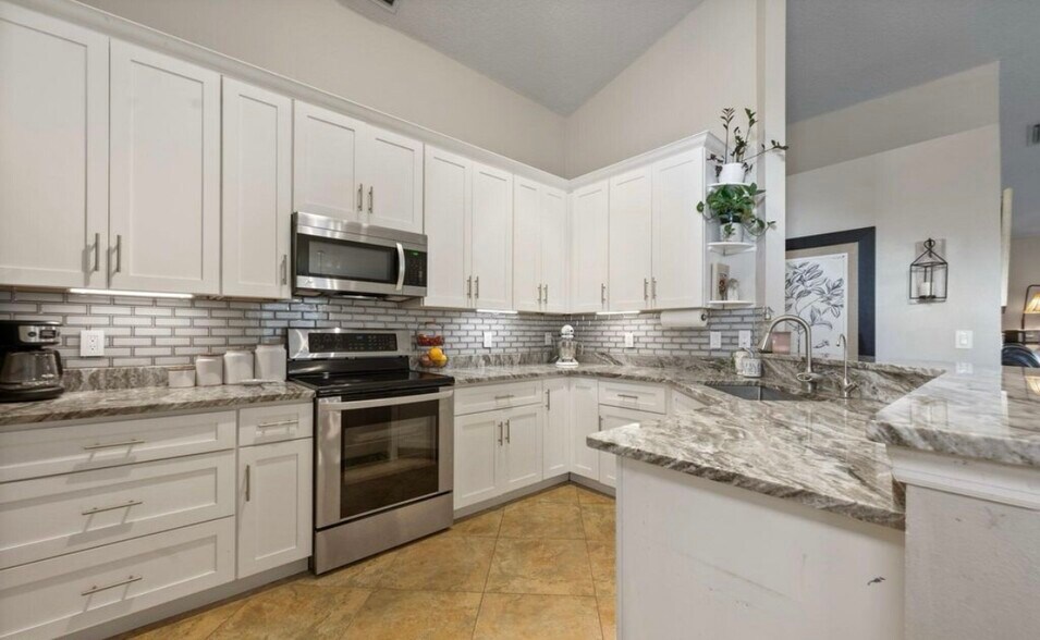 Primary Photo - 2544 Ventura Cir