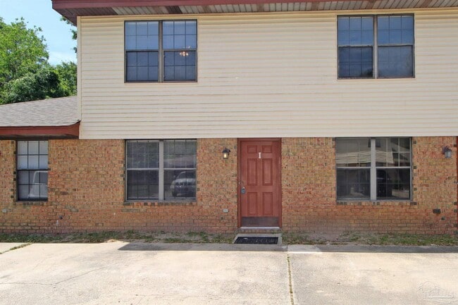 Building Photo - 1455 Acorn Ln