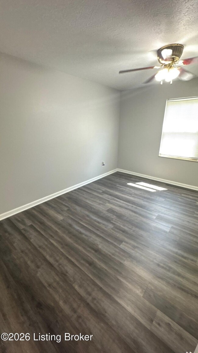 Building Photo - 6512 Six Mile Ln