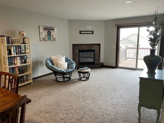 Building Photo - Spacious 2 Bedroom Grand Arbor Twin Home with Multiple Outdoor Spaces