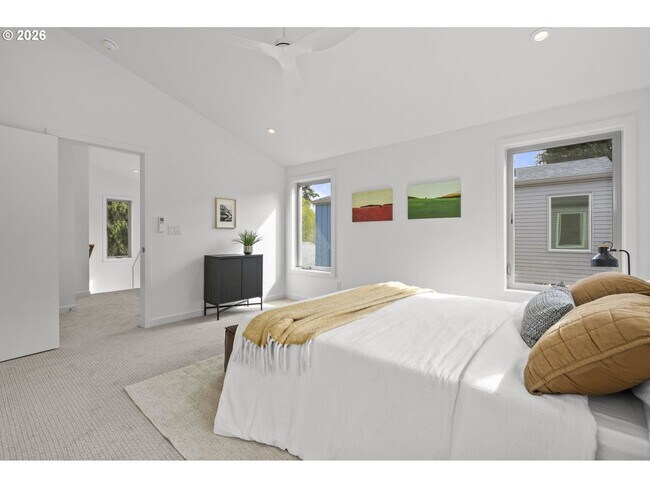Building Photo - BRAND NEW stylish and modern Mt. Tabor stunner! Available Now!!