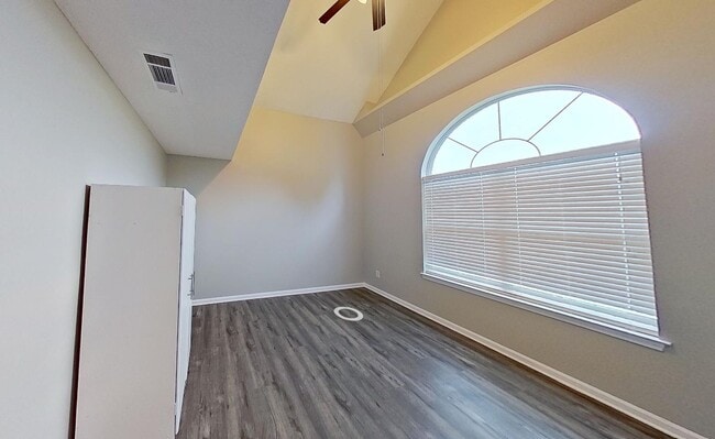 Building Photo - 6172 Sayler Park