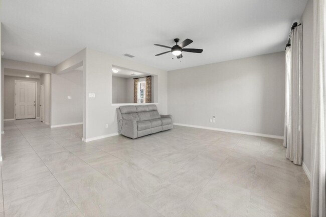 Building Photo - 3409 Keechi Creek Dr