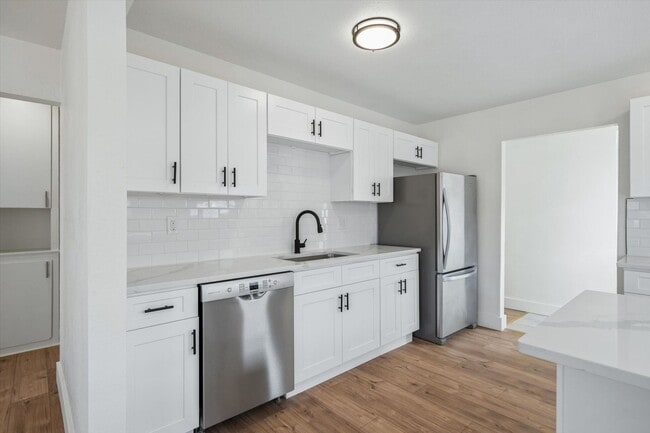 Building Photo - Remodeled house