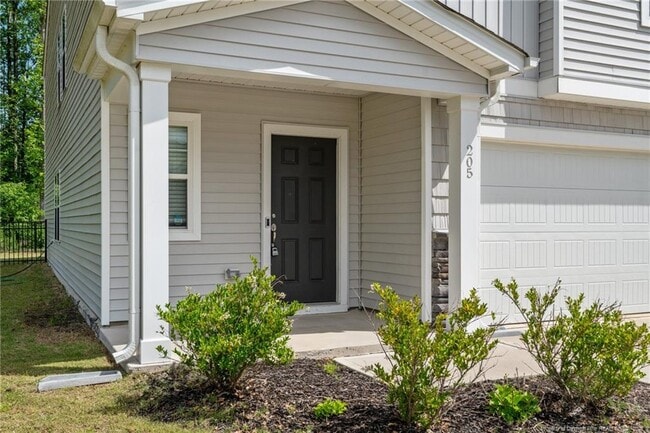 Building Photo - 205 Abercorn Wy