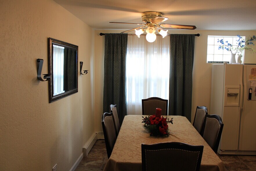 Building Photo - 14455 Jefferson Ave