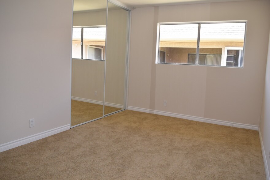 BEDROOM 2 - 16042 Waikiki Ln