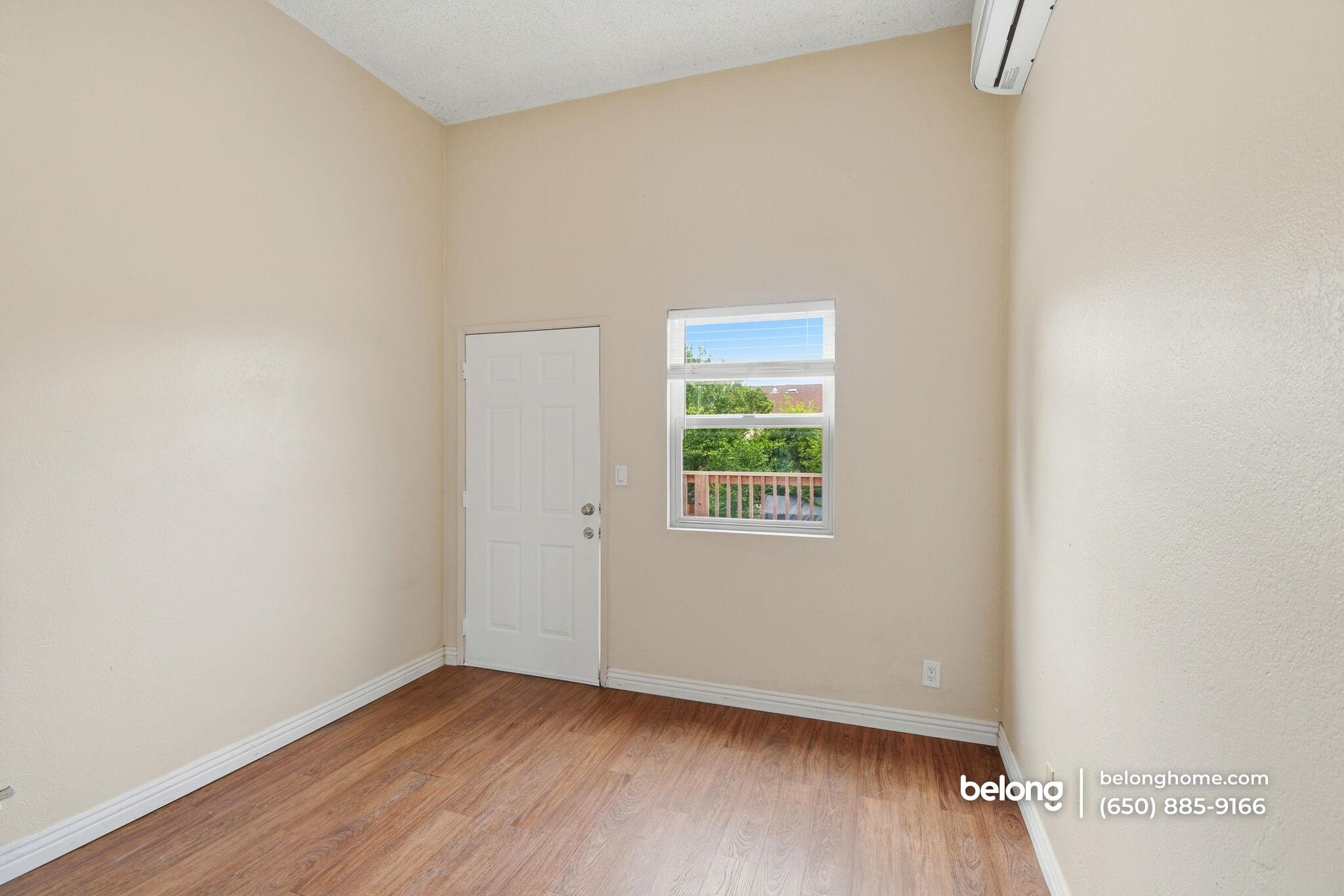 Building Photo - 3221 Helen St