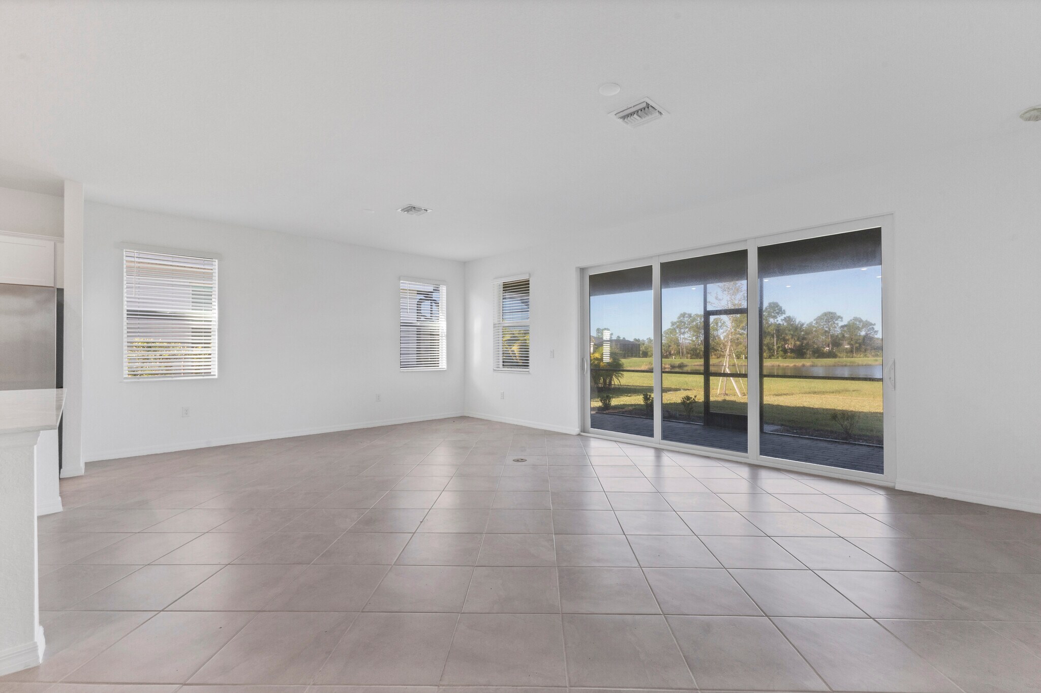 Building Photo - 19095 Cabernet Ct