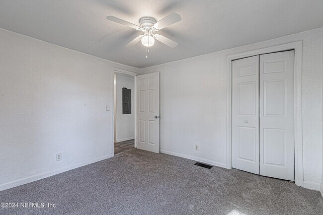 Building Photo - 8306 Galveston Ave